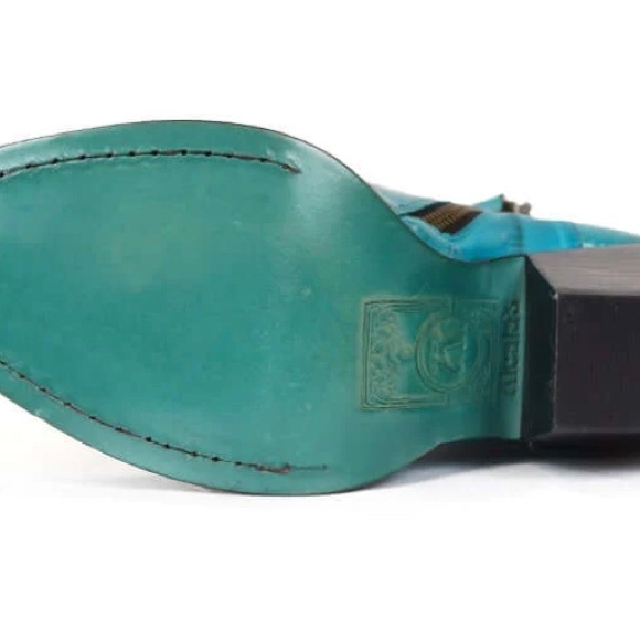 Alcala Rose Women’s Turquoise Eel Boots - Picture 5 of 5